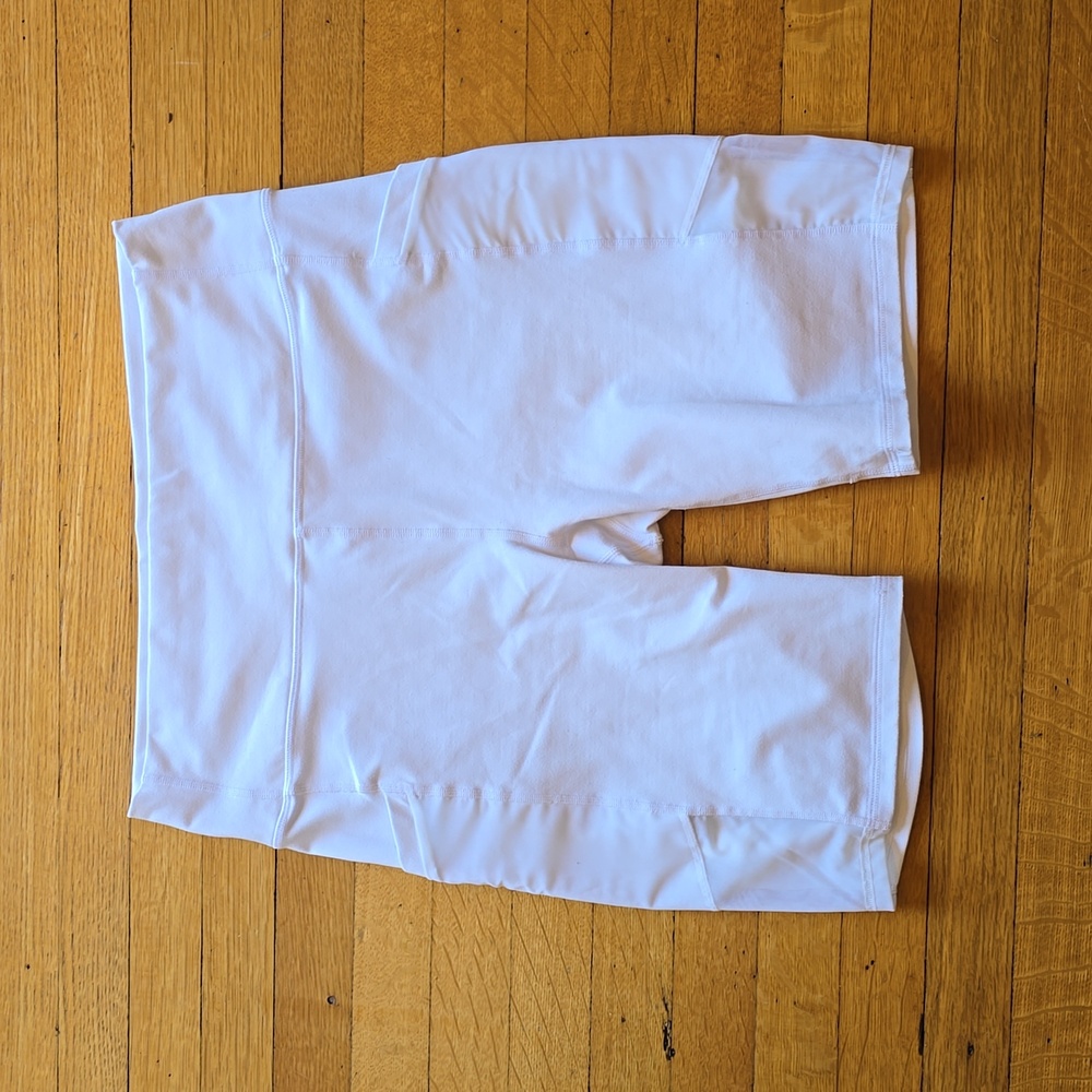 Fabletics, PowerHold Mesh Panel Bike Shorts, Compression, White, Women's L